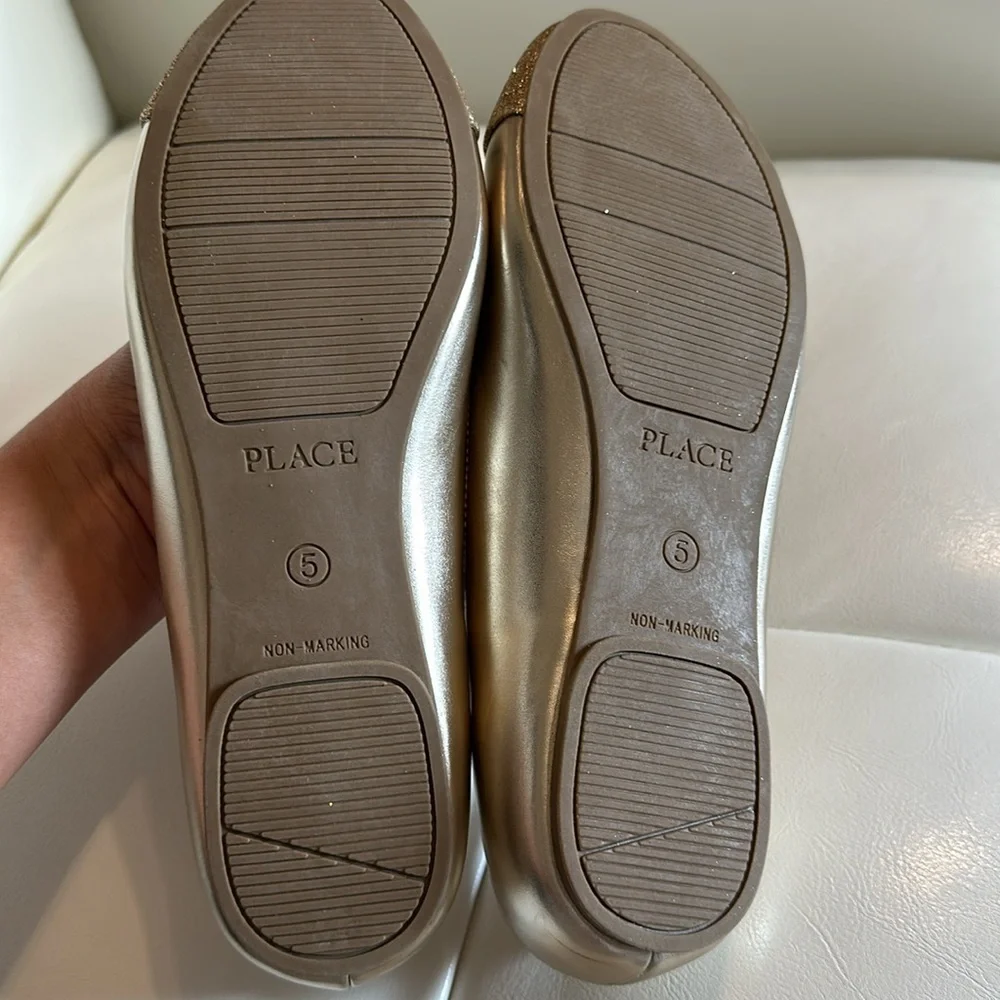 🎀 Place Girls Gold Glitter Slip On Shoes Flats Party Formal Gorgeous